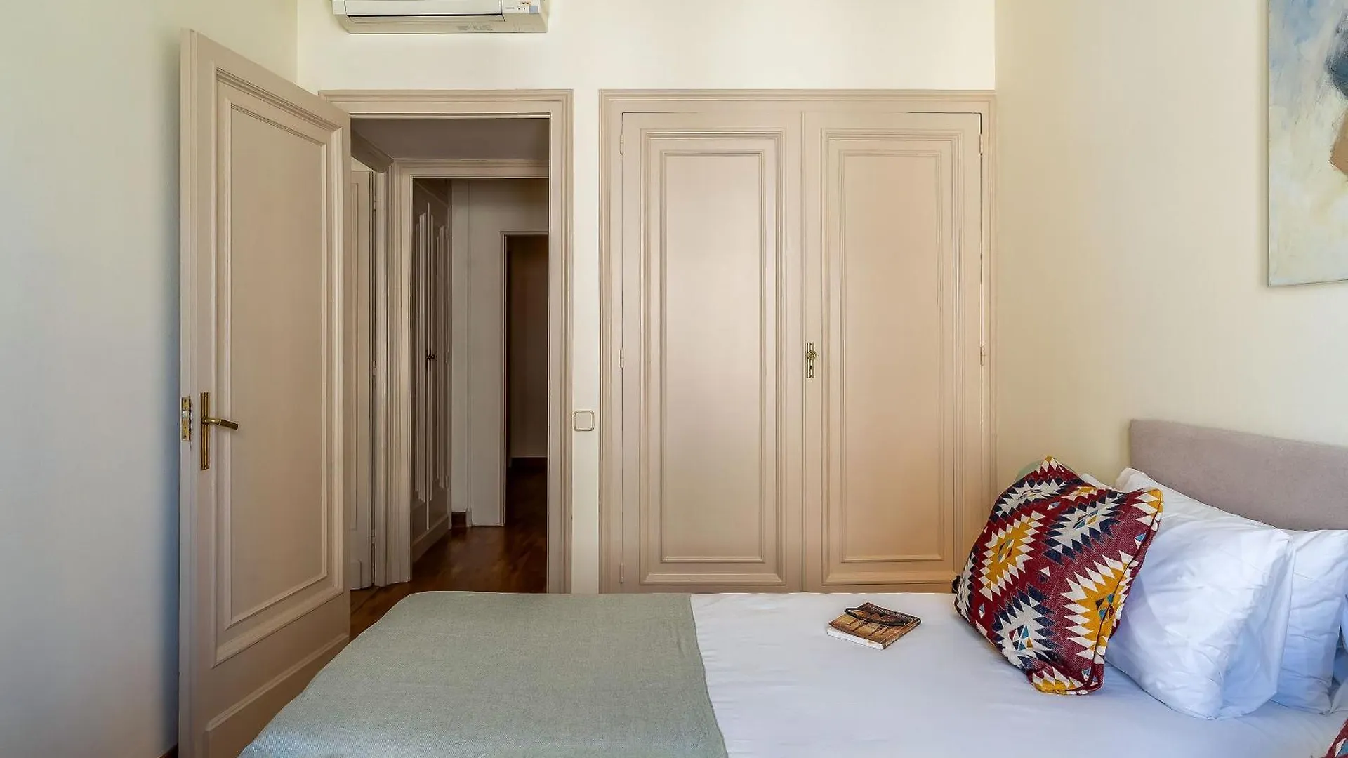 Apartment Canela Homes Barcelona Modernista Spain