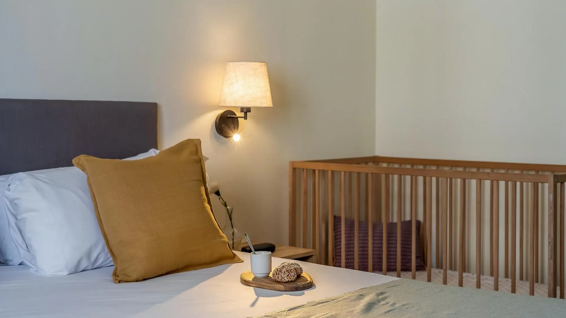 Canela Homes Barcelona Modernista