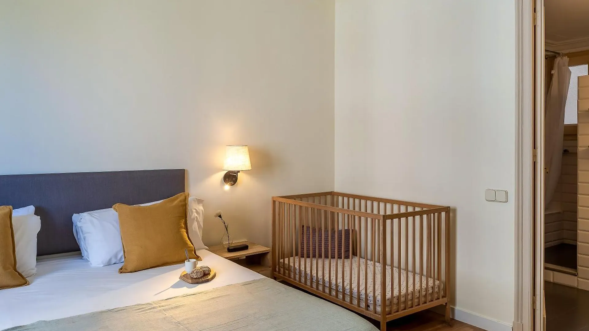 Canela Homes Barcelona Modernista