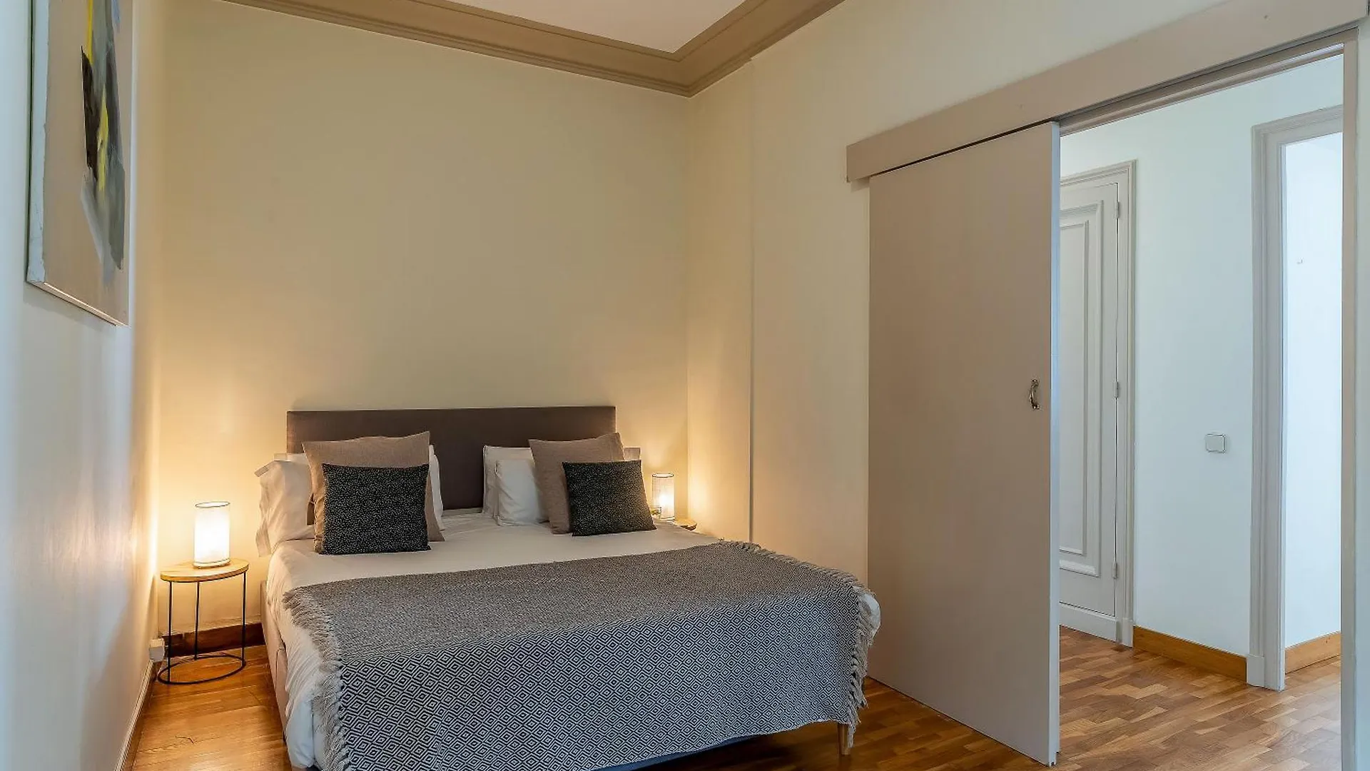 Apartment Canela Homes Barcelona Modernista