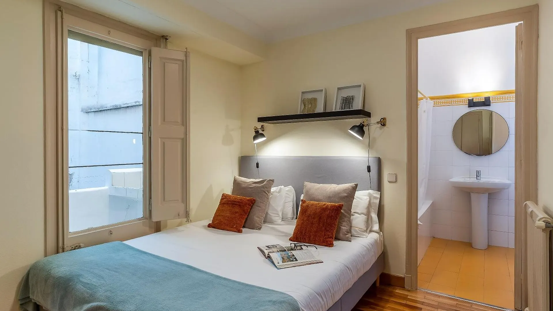 Canela Homes Barcelona Modernista 0*,