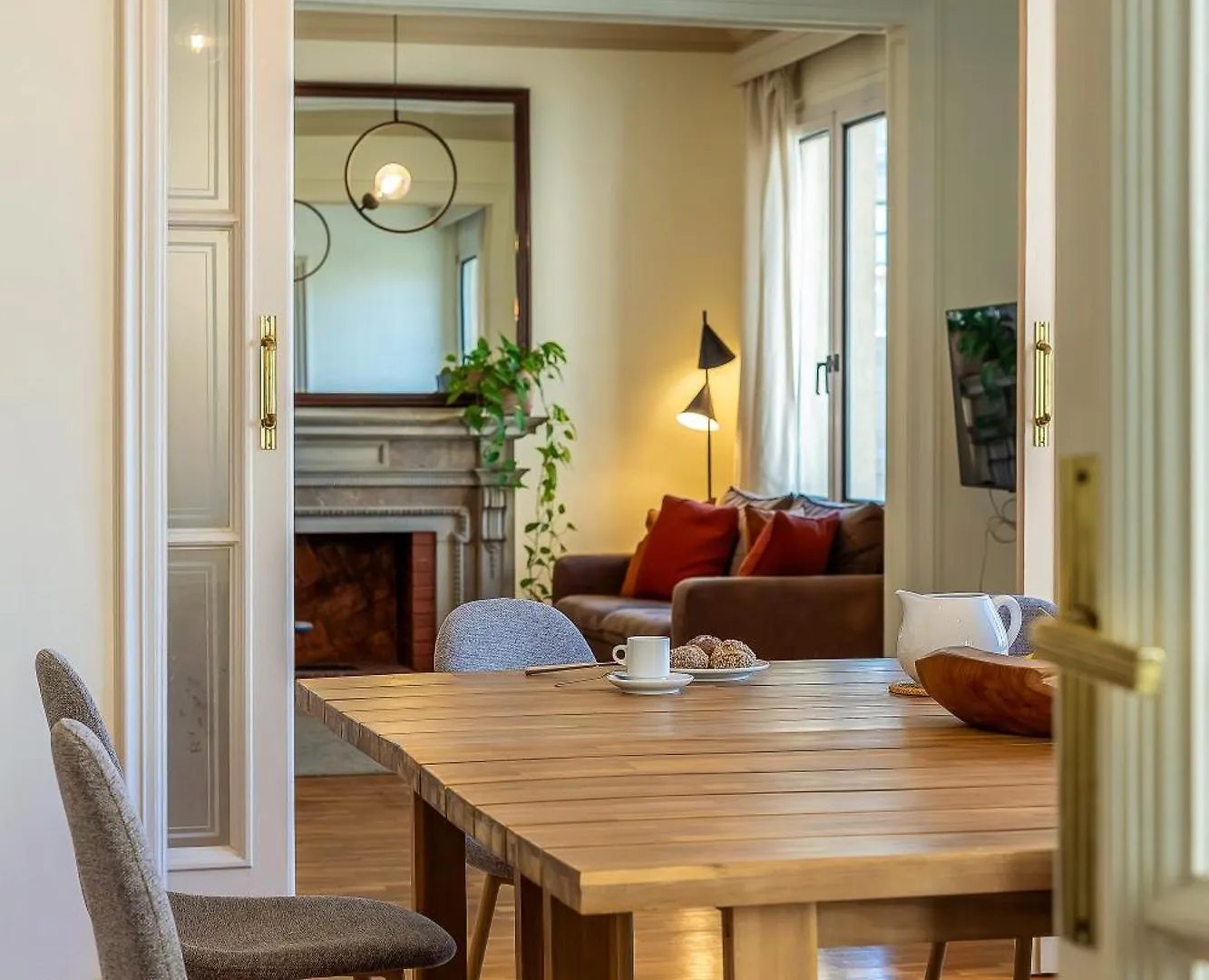 Canela Homes Barcelona Modernista location
