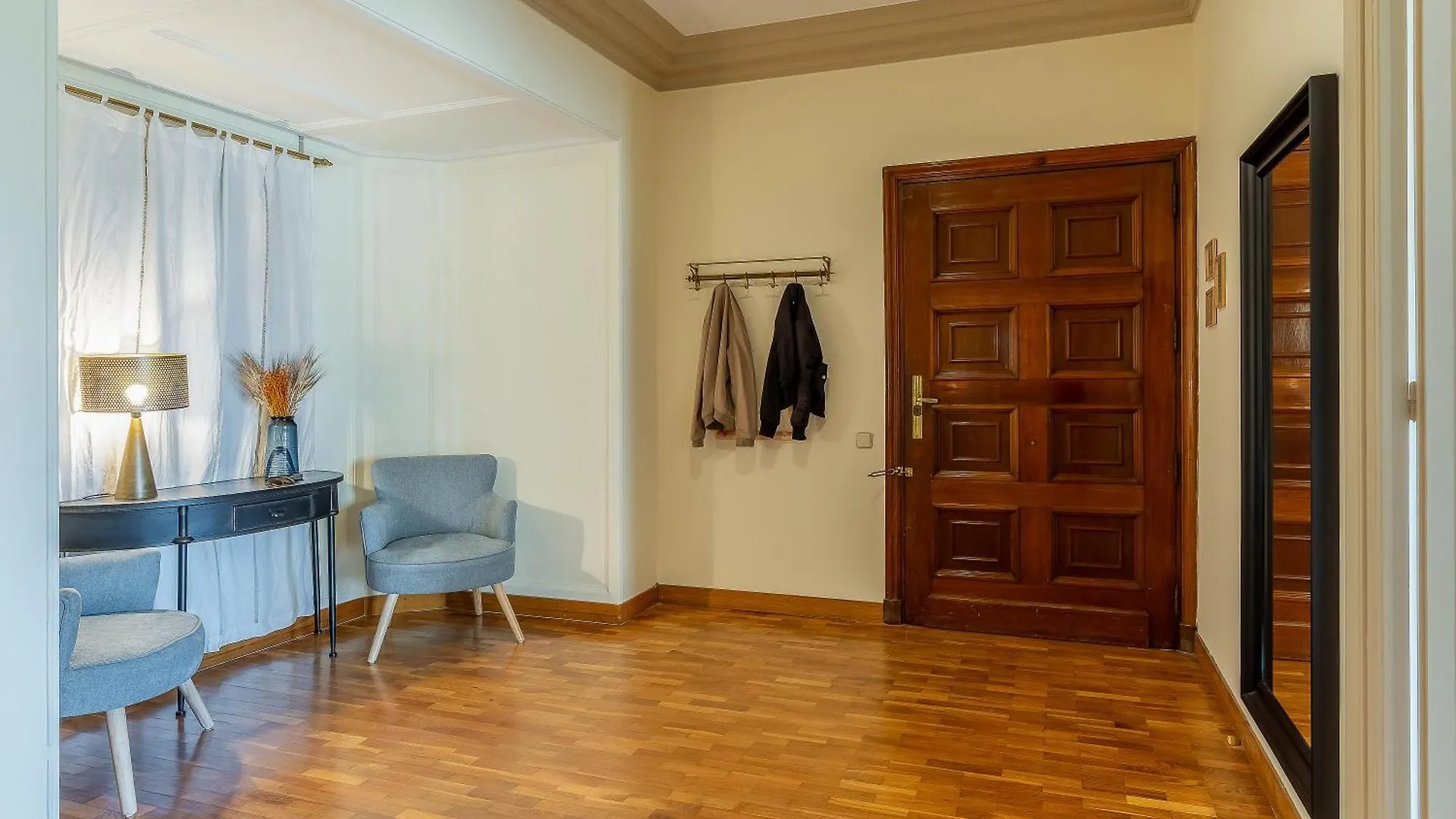 Canela Homes Barcelona Modernista Апартаменты